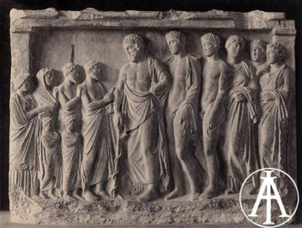 Atene, Museo Archeologico Nazionale, rilievo votivo raffigurante Esculapio con i figli, proveniente da Tirea.<br>Fot.: Edizioni Alinari, Firenze, n. 24325.<br>Data ripresa: 1930 ca. <br>Fondo Lugli, inv. 73907