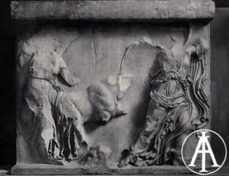 Atene, Museo dell'Acropoli, frammento della balaustra del tempio di Atena Nike.<br>Fot.: Edizioni Alinari, Firenze, n. 24625.<br>Data ripresa: 1930 ca. <br>Fondo Lugli, inv. 73944