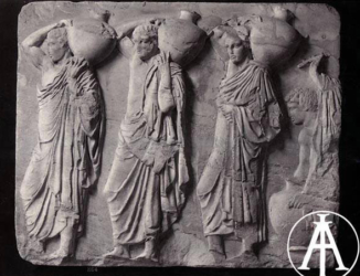 Atene, Museo dell'Acropoli, fregio del Partenone.<br>Fot.: Edizioni Alinari, Firenze, n. 24628.<br>Data ripresa: 1930 ca. <br>Fondo Lugli, inv. 73952