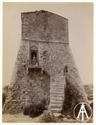 Vignoni (SI), torre del castello.<br>
Albumina, mm. 187 x 252
<br>Fot.: Istituto Italiano d'Arti Grafiche, Bergamo.
<br>Data ripresa: 1905 circa
<br>Fondo Ricci, inv. 16540