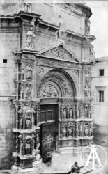 Vicovaro (RM), Tempietto di San Giacomo, facciata.<br>Gelatina, mm 120 x 200<br>Fot.: Anonimo<br>Data ripresa: 1890-1900ca.<br>Fototeca INASA, inv. 30543